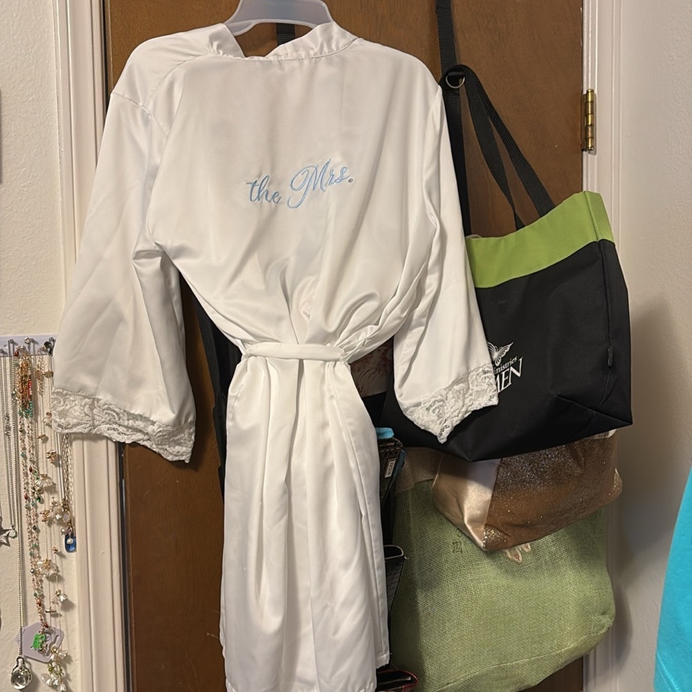 Women’s robe - Picture 4 of 7